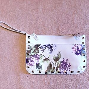 NWT White House Black Market  Floral White Clutch with Stud Accents